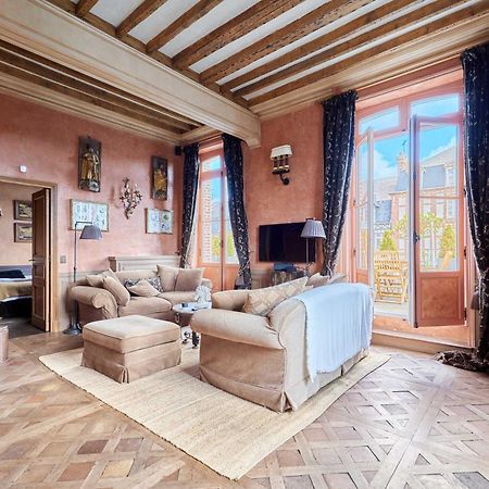 Luxurious 4 Bedroom Duplex, 200M From Place Morny Довиль Экстерьер фото